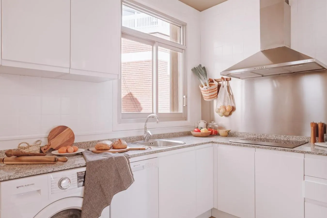Nerja - 1 Bedroom And Terrace In Sant Gervasi Barcelona